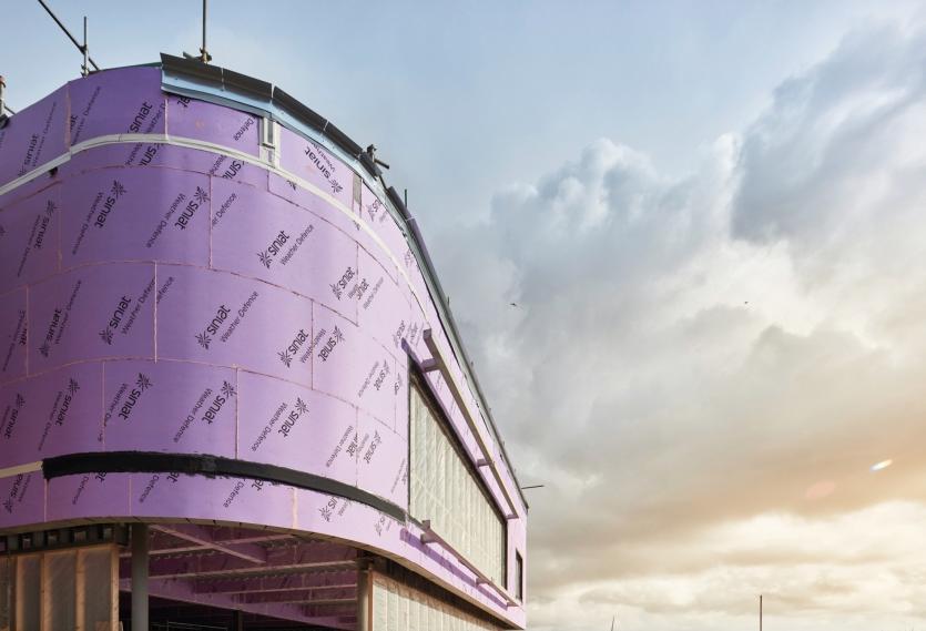 Le placement se fait sans effort et rapidement. 
De plus, les applications sont l&eacute;gion